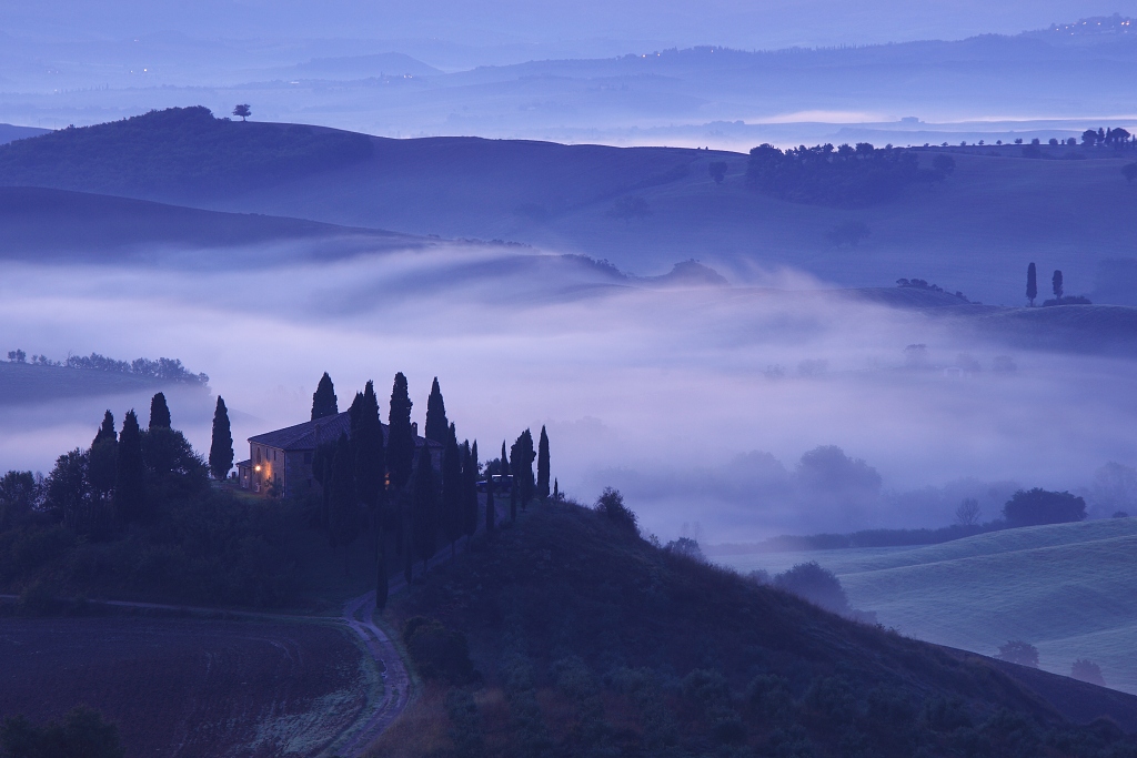 Pali Hradiský - Belvedere at night, San Quirico d‘Orcia, Tuscany